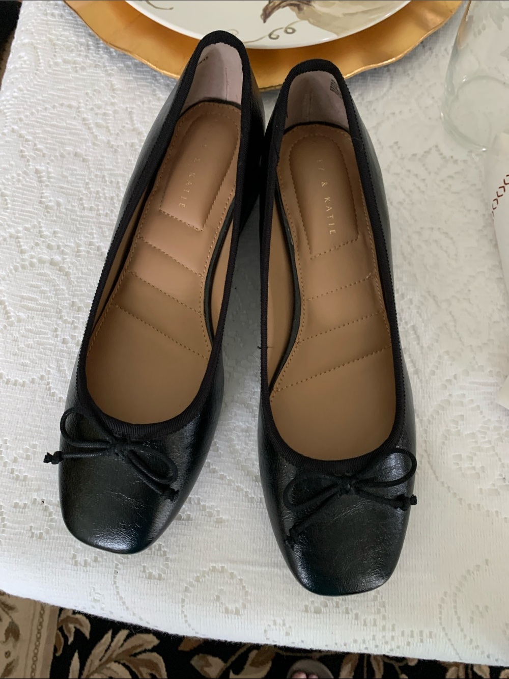 8M Kelly & Katie Black Leather Square-Toe Ballet low heel with Bow